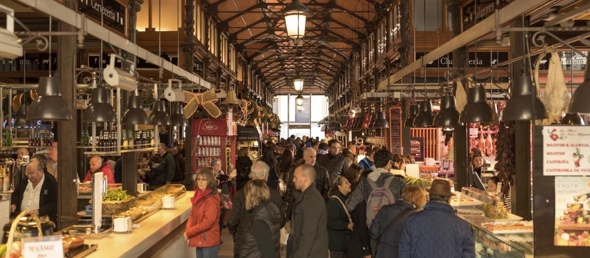 Después del Mercado de San Miguel, el primer mercado de abastos con oferta de restauración, han llegado otros tantos.