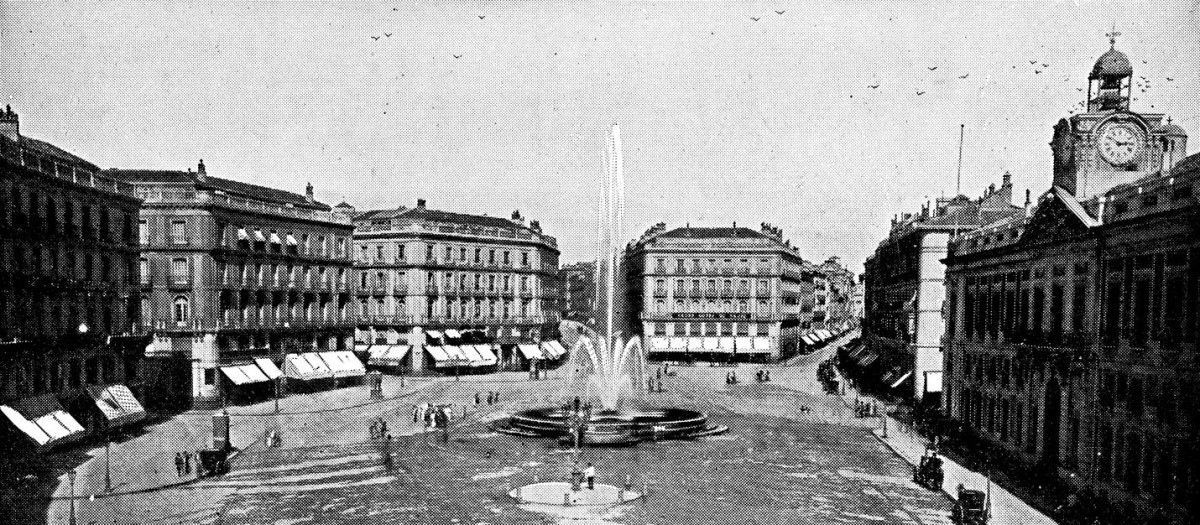 Puerta del Sol en Madrid, España - Siglo XIX
