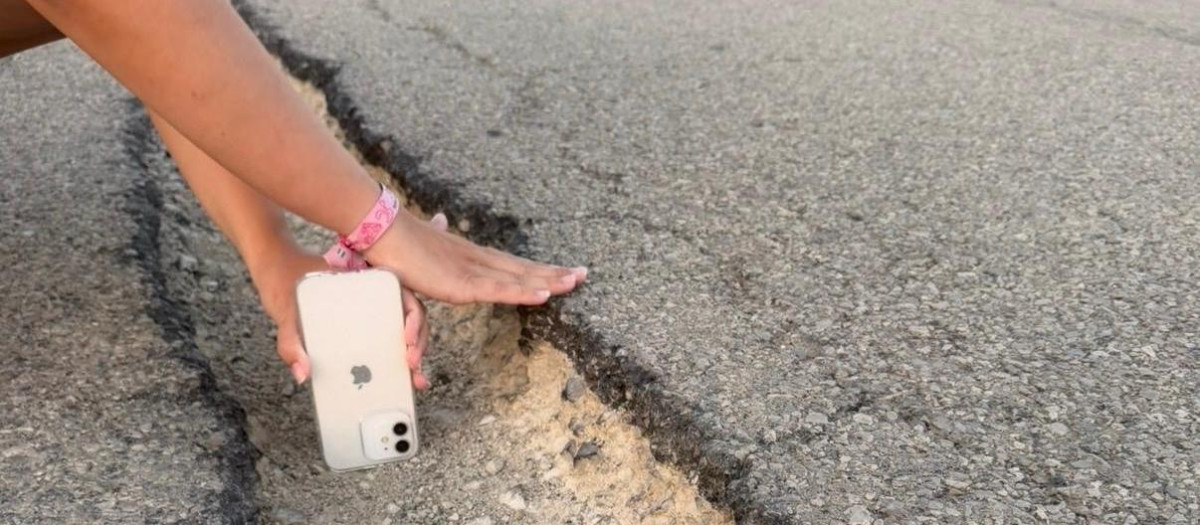 De acuerdo con AUGC, este socavón provocó un accidente en Córdoba