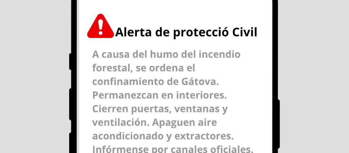 Imagen del Es-Alert enviado por la Generalitat ordenando el confinamiento de Gátova por el incendio en la Sierra Calderona
