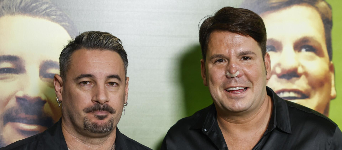 Singers Andrés Morales "Andy" and Lucas Gonzalez "Lucas" at photocall for Andy y Lucas last concert  in Madrid on Friday, 10 October 2025.