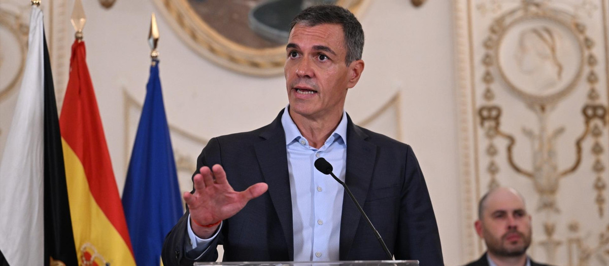 El presidente del Gobierno, Pedro Sánchez, durante su visita a Ceuta