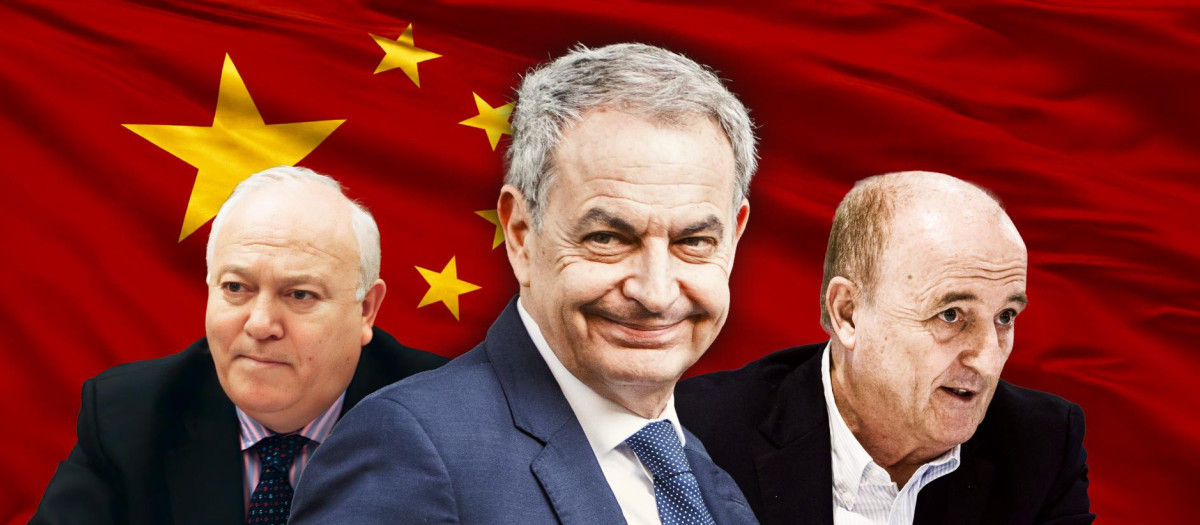 Los ex ministros Moratinos y Sebastián, con Zapatero.