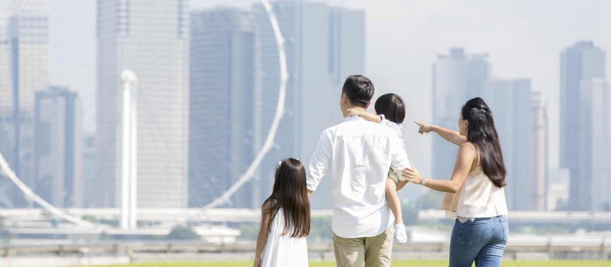 Imagen de una familia en Singapur