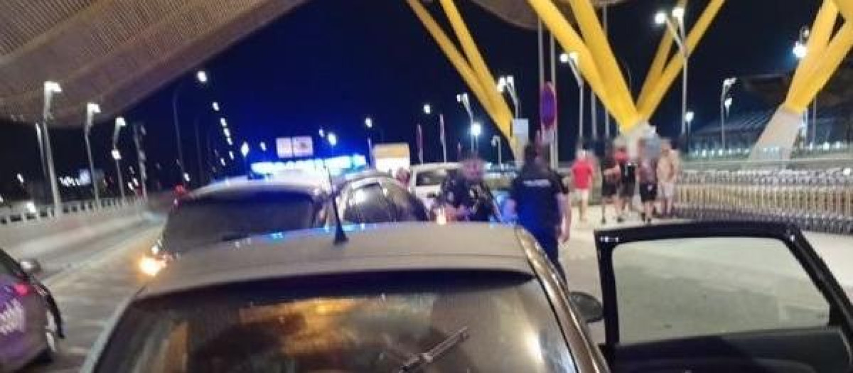 La Policía detiene a tres hombres tras una persecución hasta Barajas con una caja fuerte robada en el coche