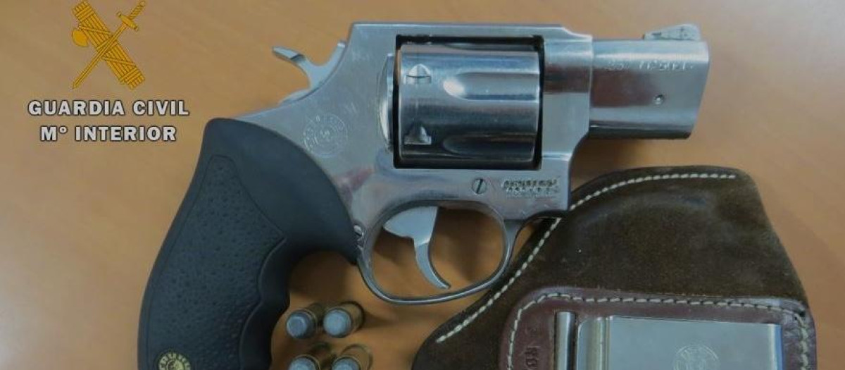 Arma incautada al detenido en Tordesillas, Valladolid