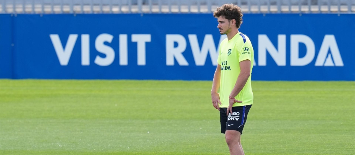Julián Álvarez, durante un entrenamiento con el Atlético de Madrid