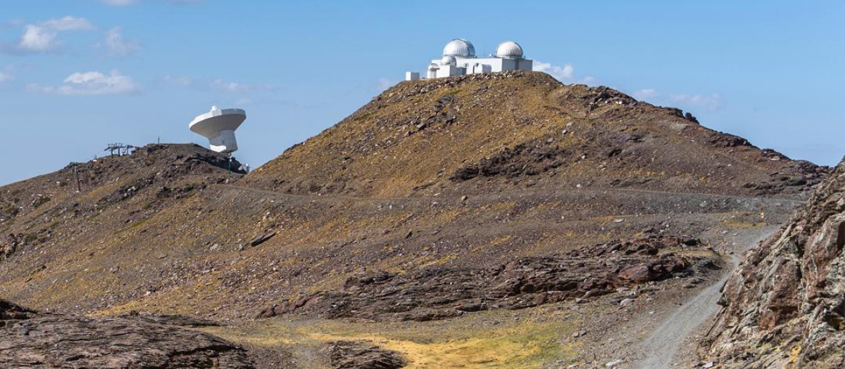 Las cumbres de Sierra Nevada, uno de los espacios de alta montaña más singulares de Andalucía