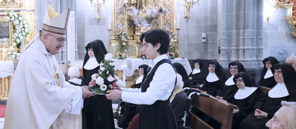 Imagen tomada este miércoles de monseñor Enrique Benavent en Valencia