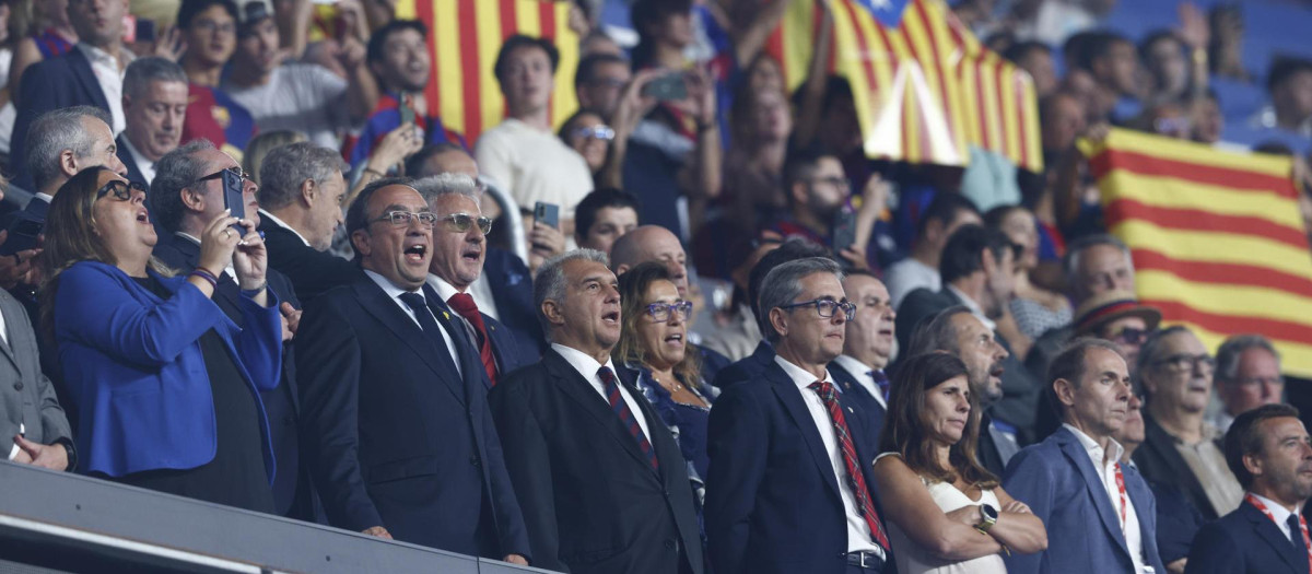 Imagen del palco del Camp Nou este jueves