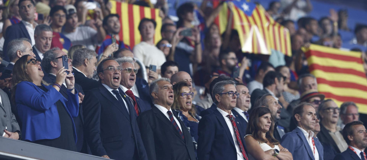 Imagen del palco del Camp Nou este jueves