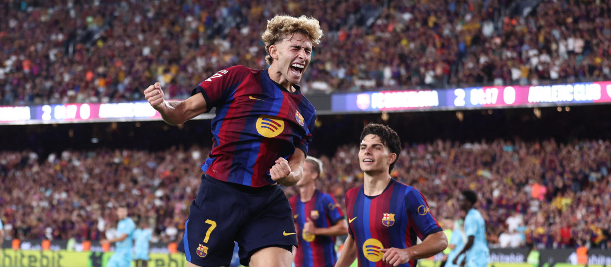 Fermín López celebra el segundo gol del Barcelona ante el Athletic