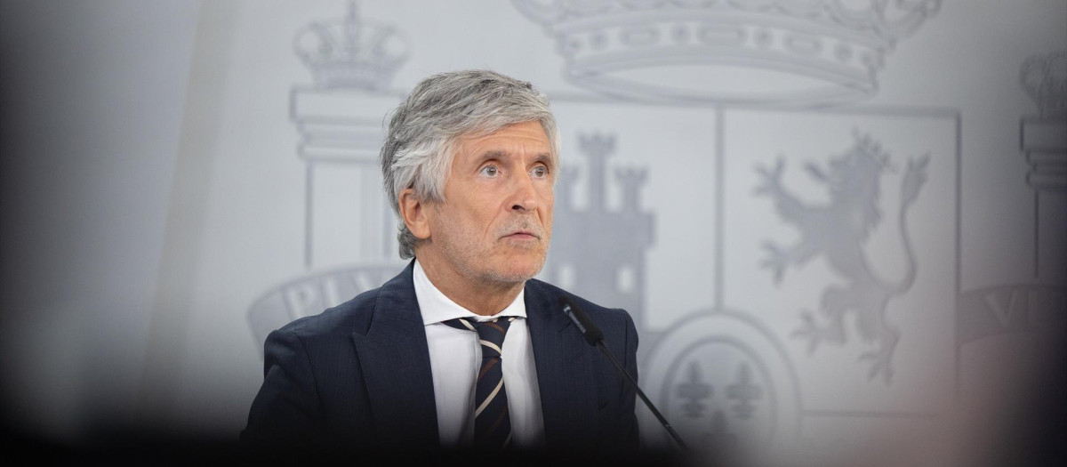 El ministro del Interior, Fernando Grande-Marlaska, durante la rueda de prensa tras el Consejo de Ministros, a 25 de agosto de 2026