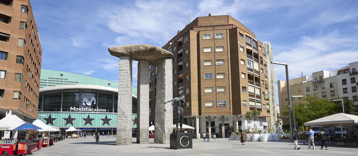 Plaza de Salvador Dalí, en Madrid (España)