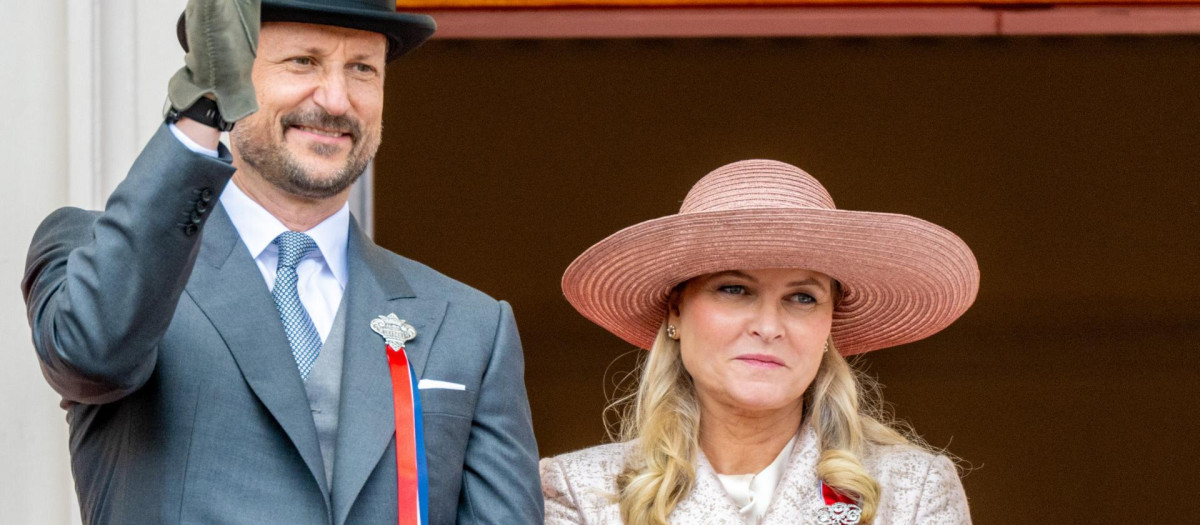El nuevo Rey, Haakon VIII y Mette-Marit