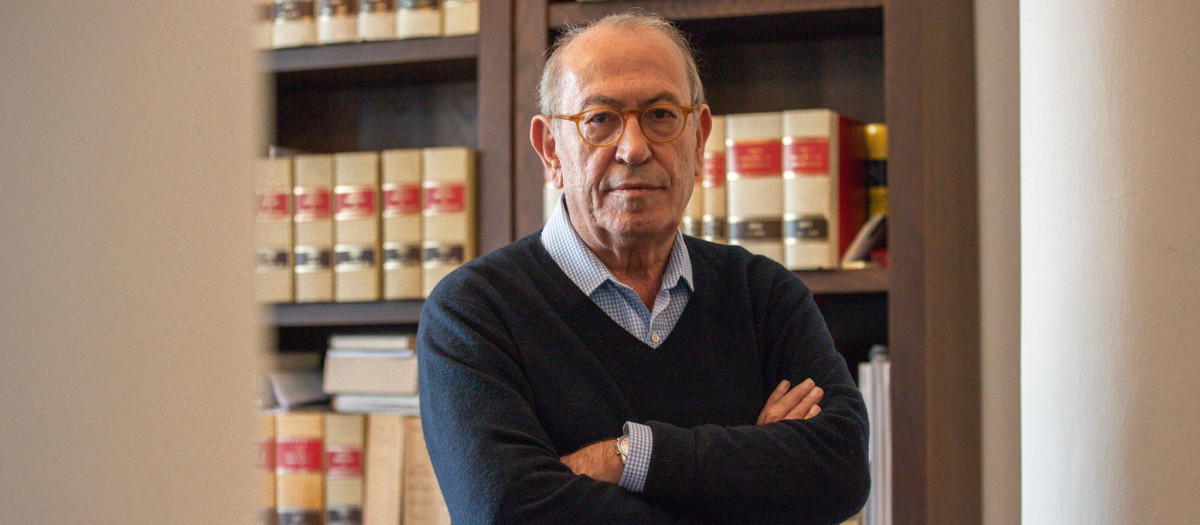 El exdirigente del PSOE Nicolás Redondo posa para El Debate en 2023