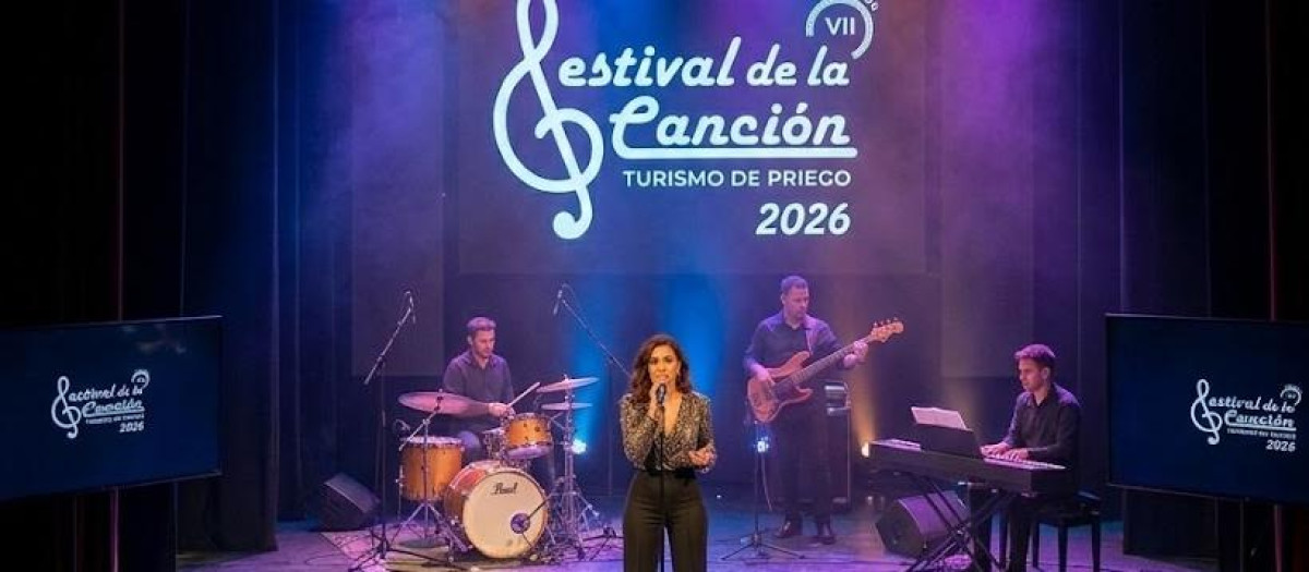 Recreación por IA de una actuación en el festival de Priego