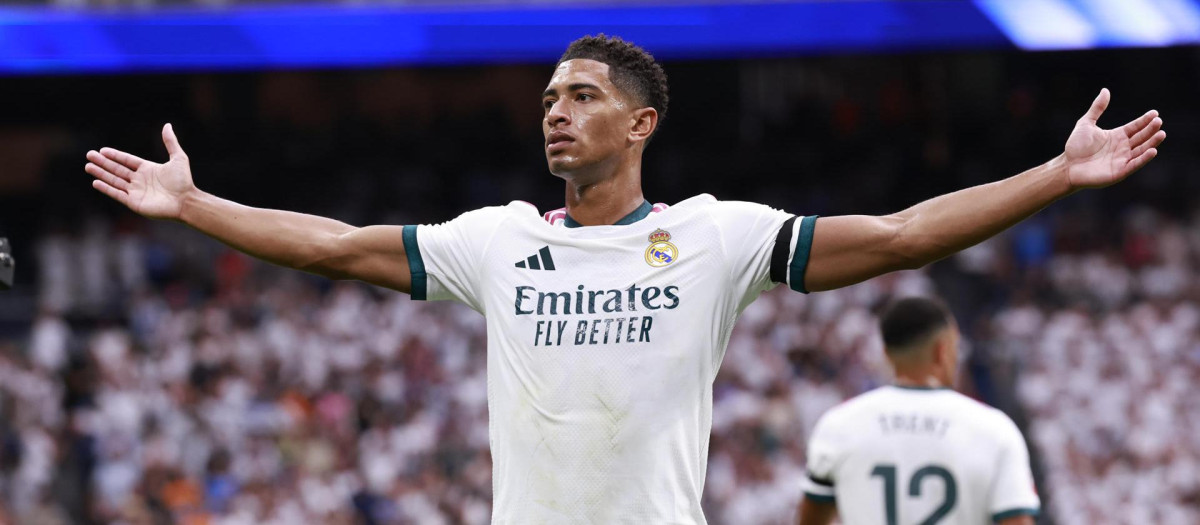 Jude Bellingham celebra uno de sus goles en el Real Madrid - Málaga
