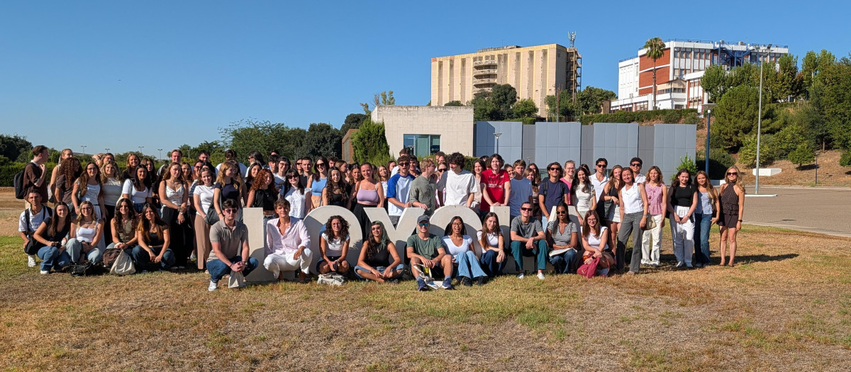 Estudiantes internacionales en el campus  de Loyola en Córdoba