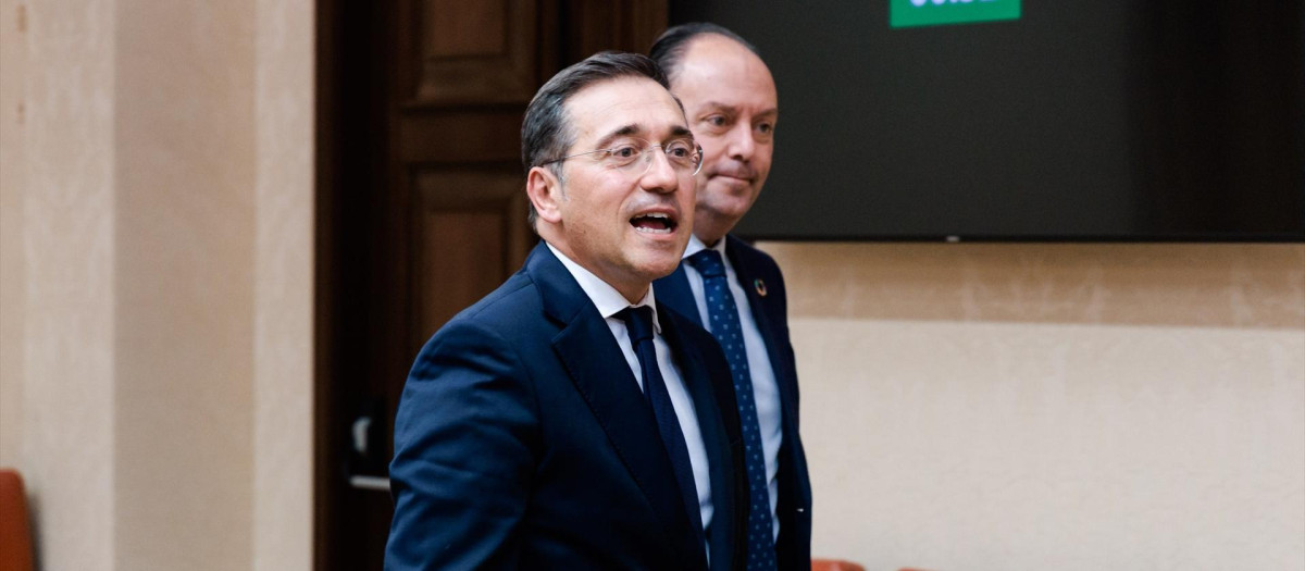 El ministro de Asuntos Exteriores, Unión Europea y Cooperación, José Manuel Albares, en el Congreso de los Diputados