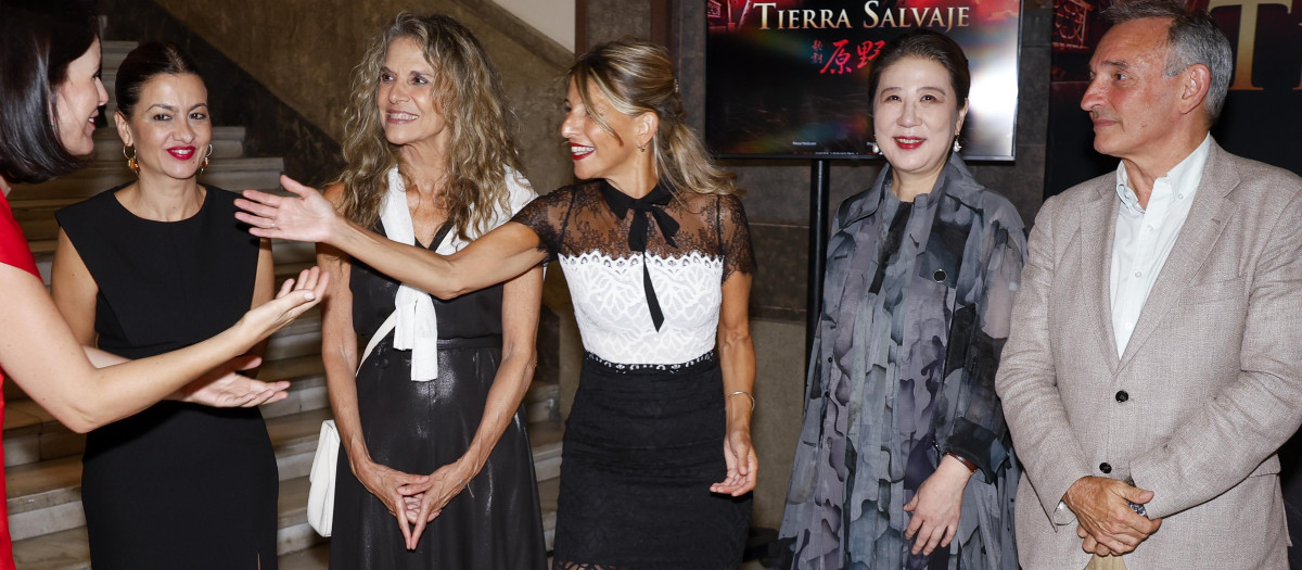 Yolanda Diaz and Sira Rego attending opera "Tierra Salvaje" in Madrid on Tuesday, 1 September 2026.
