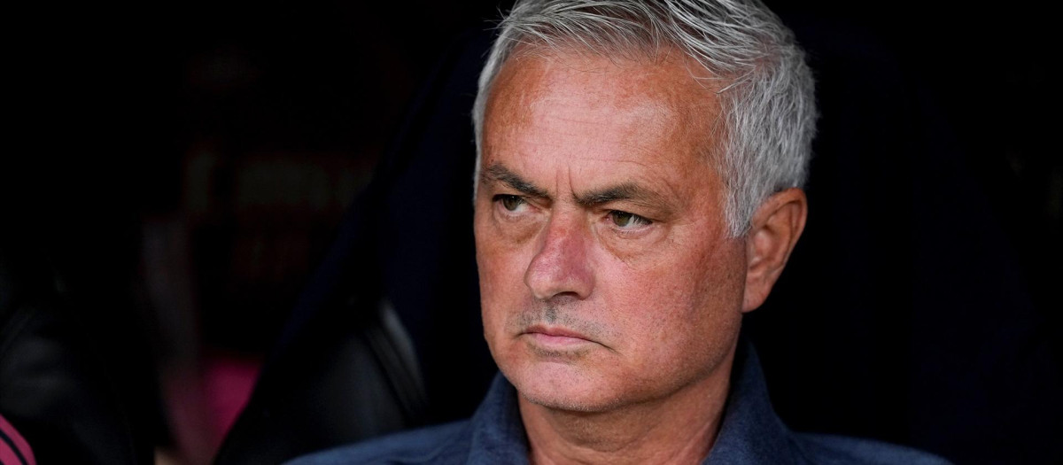 (Foto de ARCHIVO)
Jose Mourinho, head coach of Real Madrid CF, looks on during the Spanish League, LaLiga EA Sports, football match played between Real Madrid and Malaga CF at Bernabeu stadium on August 30, 2026, in Madrid, Spain.

Oscar J. Barroso / AFP7 / Europa Press
30/8/2026 ONLY FOR USE IN SPAIN
