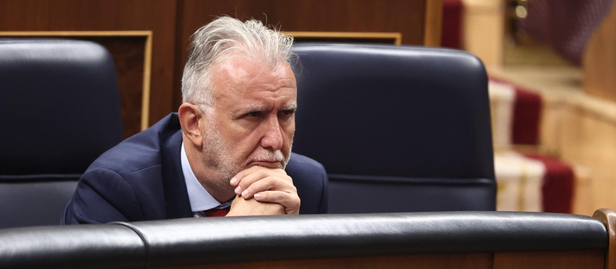 El ministro de Política Territorial y Memoria Democrática, Ángel Víctor Torres