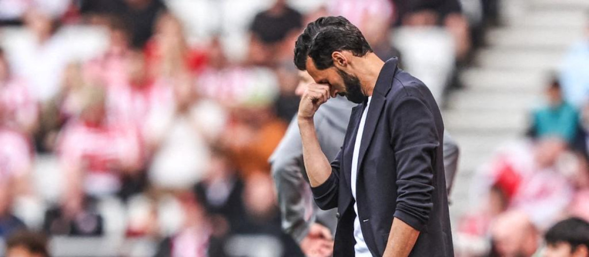 Alvaro Arbeloa, manager of Fulham, reacts during the Premier League match between Sunderland and Fulham at the Stadium of Light in Sunderland, United Kingdom, on August 30, 2026. (Photo by Alfie Cosgrove/News Images/NurPhoto) (Photo by News Images / NurPhoto via AFP)