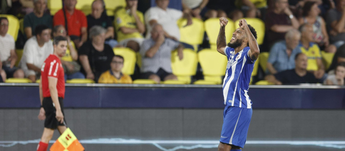 Pierre-Emerick Aubameyang celebra el gol de la victoria ante el Villarreal