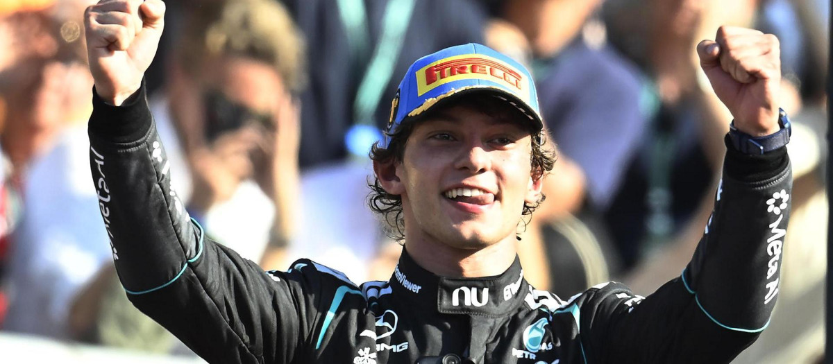 Kimi Antonelli celebra la victoria en Monza