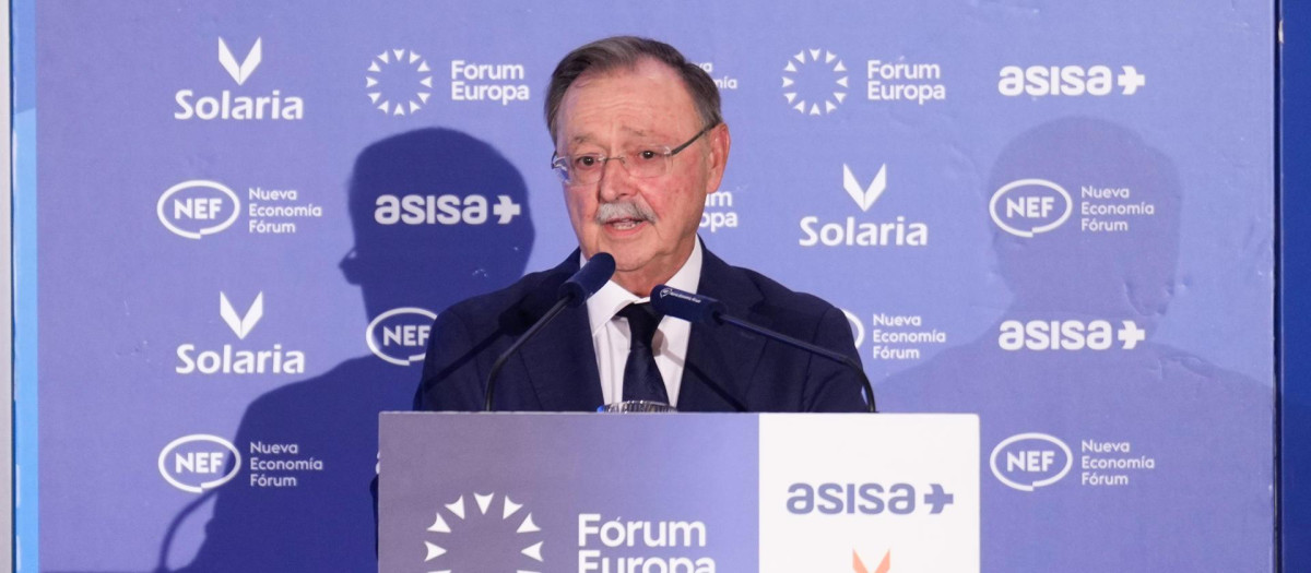 El presidente de Ceuta, Juan Jesús Vivas, interviene en el foro Nueva Economía Fórum, en Madrid