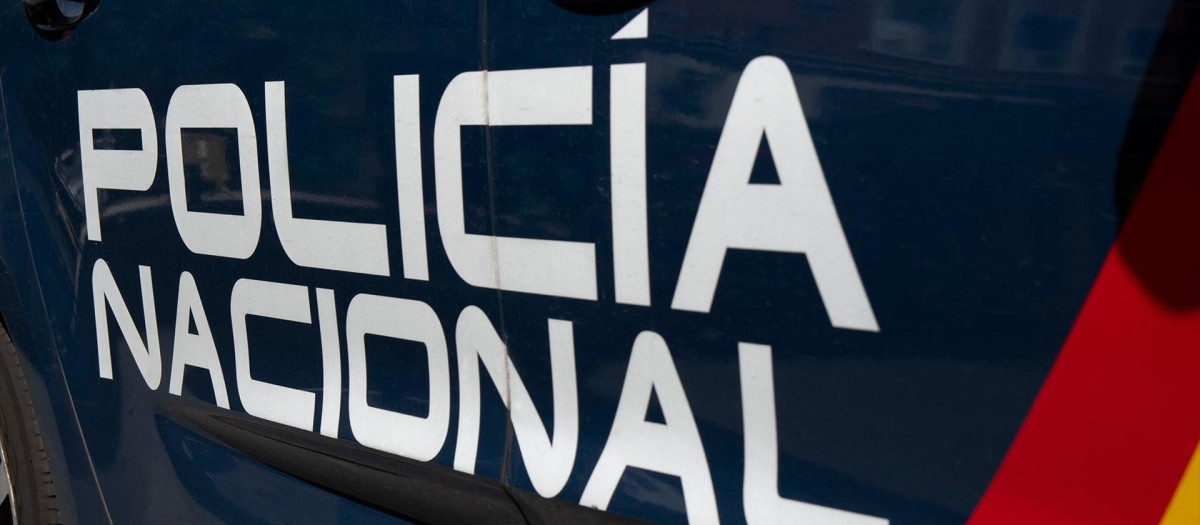(Foto de ARCHIVO)
Coche Policía Nacional

REMITIDA / HANDOUT por POLICIA NACIONAL
Fotografía remitida a medios de comunicación exclusivamente para ilustrar la noticia a la que hace referencia la imagen, y citando la procedencia de la imagen en la firma
13/5/2024