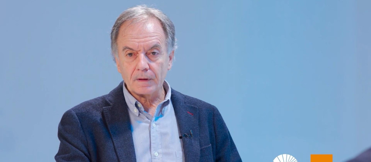 (Foto de ARCHIVO)
El escritor malagueño Antonio Soler es el primer invitado al audiovisual 'Recetando palabras'.

REMITIDA / HANDOUT por COMMÁLAGA
Fotografía remitida a medios de comunicación exclusivamente para ilustrar la noticia a la que hace referencia la imagen, y citando la procedencia de la imagen en la firma
13/3/2023