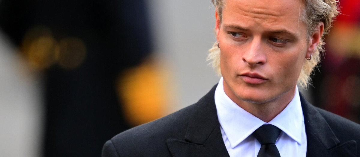 Marius Borg en el funeral del Rey Harald V