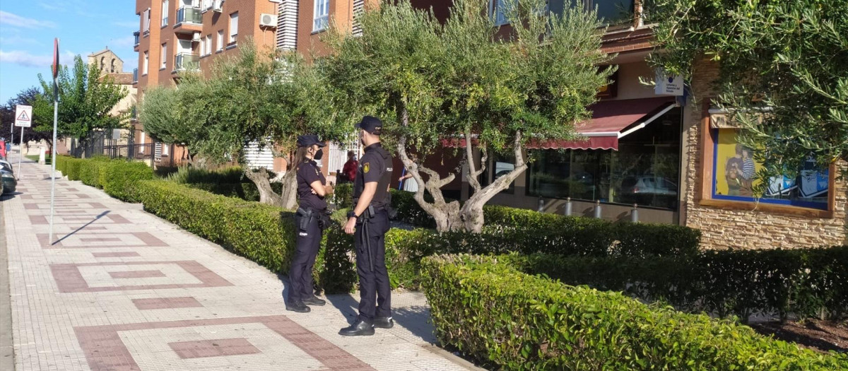 (Foto de ARCHIVO)
La Policía Nacional de Guadalajara detiene a un varón cuando se disponía a robar en un establecimiento de alimentación

REMITIDA / HANDOUT por POLICÍA NACIONAL
Fotografía remitida a medios de comunicación exclusivamente para ilustrar la noticia a la que hace referencia la imagen, y citando la procedencia de la imagen en la firma
22/9/2021