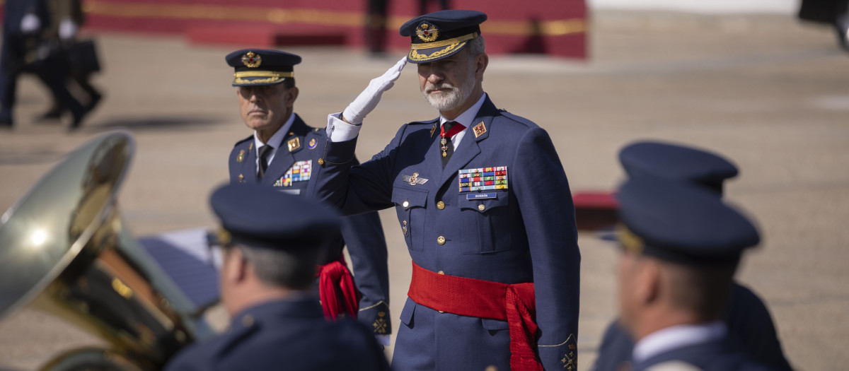 El rey Felipe VI preside los actos conmemorativos del centenario del vuelo 'Plus Ultra' (archivo)