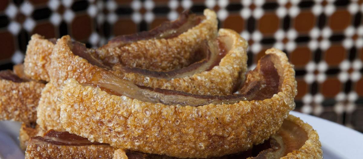 Una pila de torreznos sorianos ya fritos