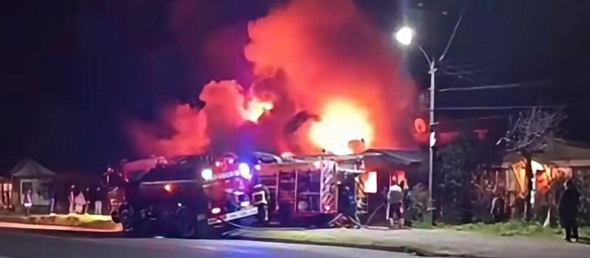Incendio en una residencia de ancianos en Villa Comuy, Chile