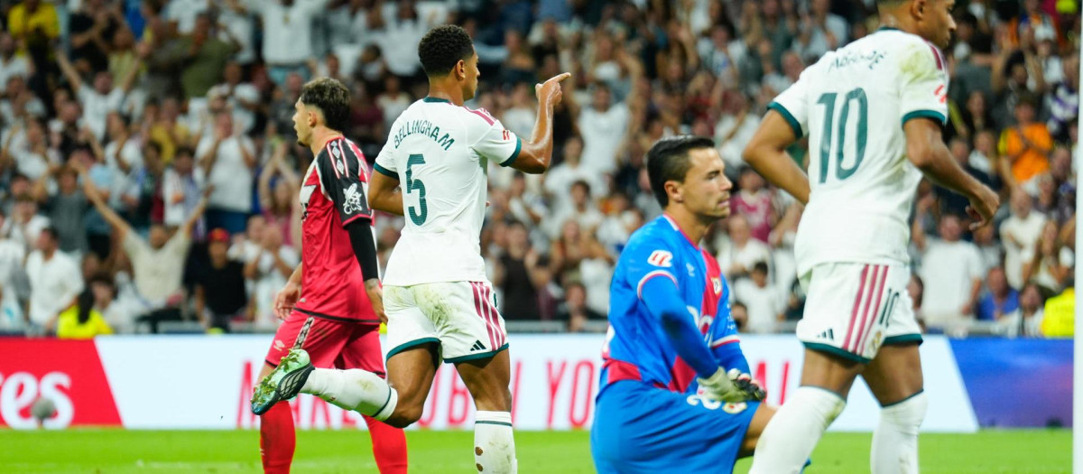 Jude Bellingham celebra su gol al Rayo Vallecano