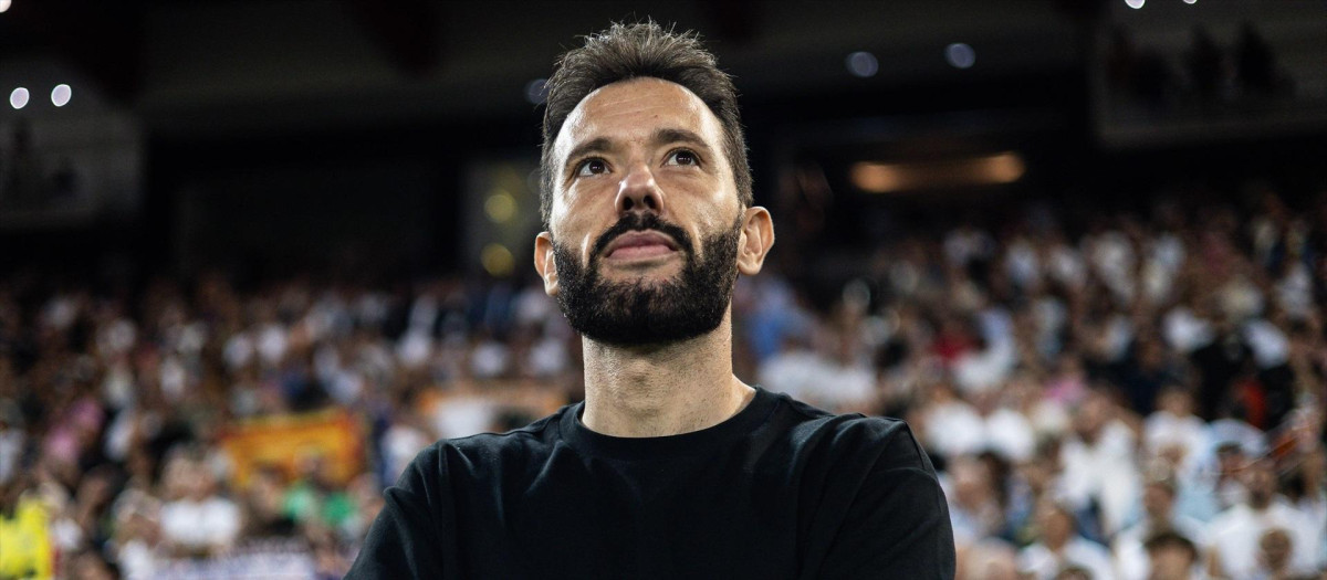 Carlos Corberán, en un partido de esta temporada