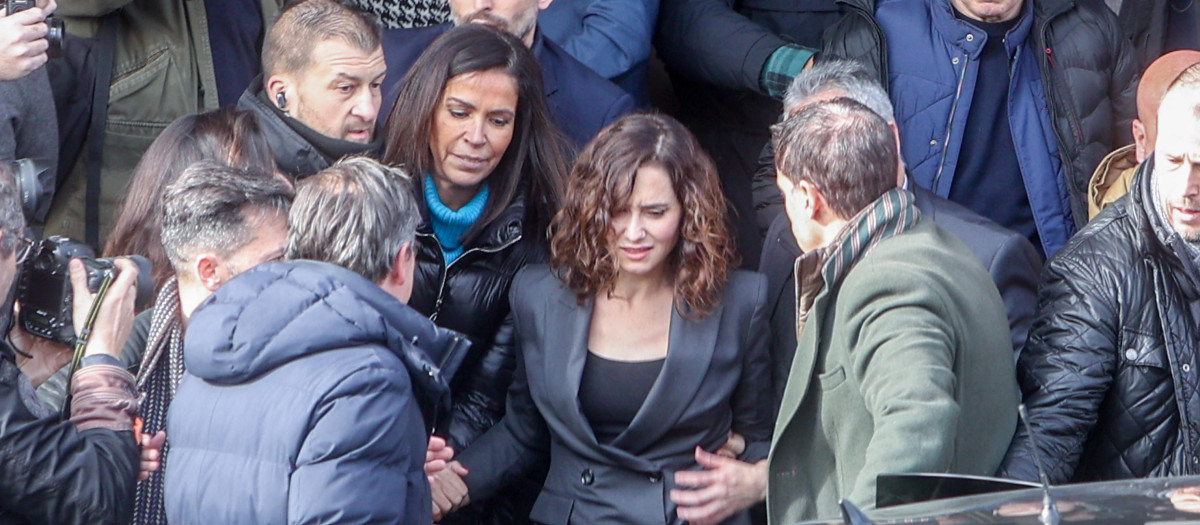 La presidenta de la Comunidad de Madrid, Isabel Díaz Ayuso, tras un acto en la Universidad Complutense de Madrid