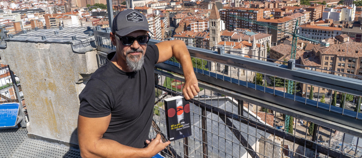 César Pérez Gellida presenta 'La piel de una gota', su última novela en la catedral de Valladolid