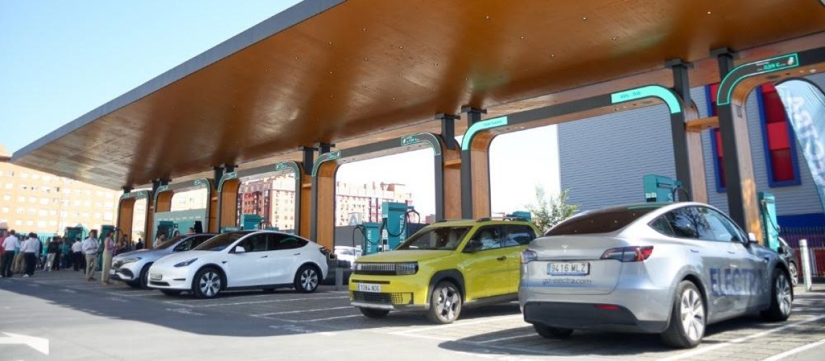 Electra inaugura en Madrid la estación urbana de recarga ultrarrápida más potente de Europa