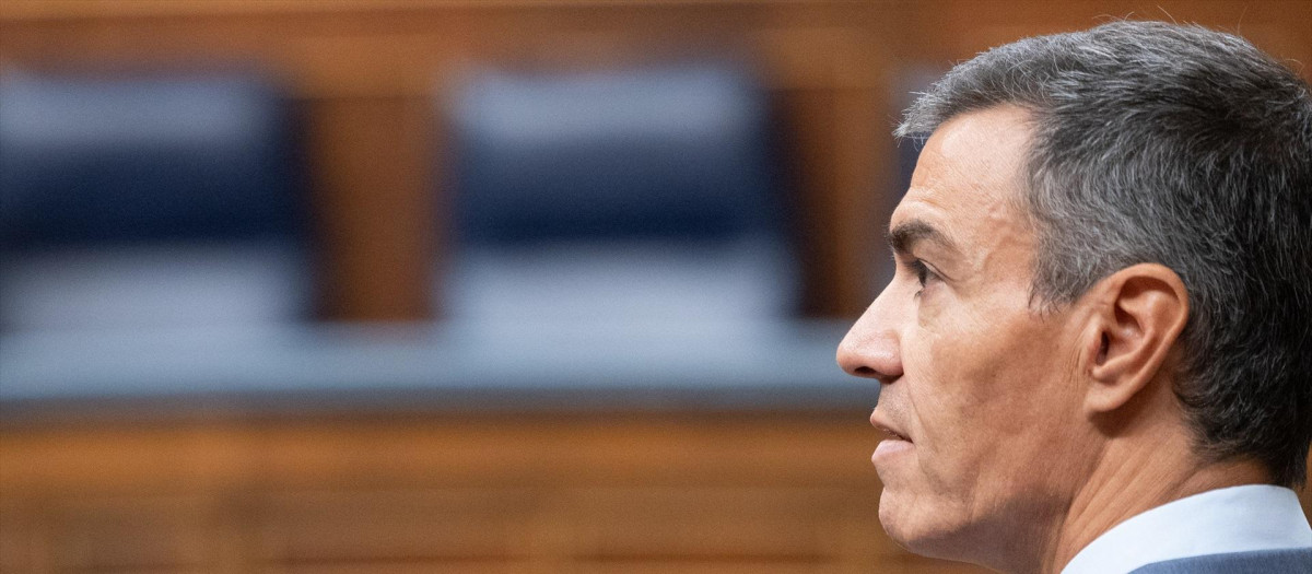 El presidente del Gobierno, Pedro Sánchez, interviene durante una sesión de control al Gobierno, en el Congreso de los Diputados, a 16 de septiembre de 2026