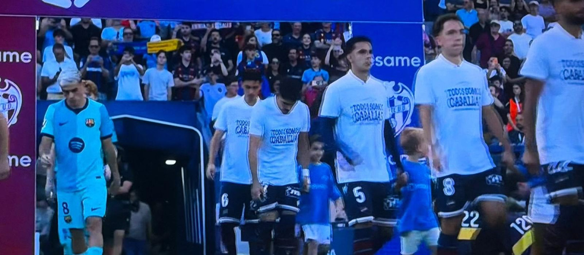 Los jugadores del Barcelona no lucieron la camiseta de 'todos somos caballas'