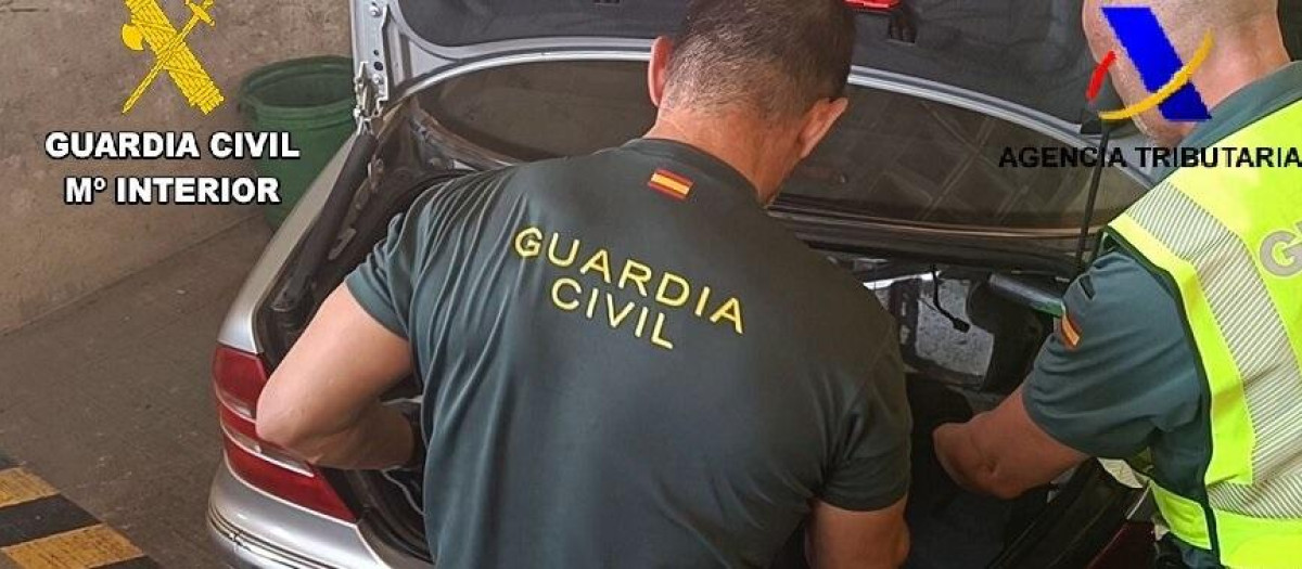 Guardias civiles en Melilla