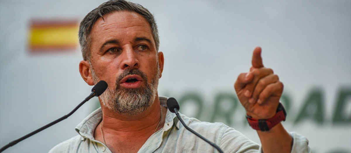 El líder de Vox, Santiago Abascal, protagoniza un acto público de Vox en Sants, Barcelona