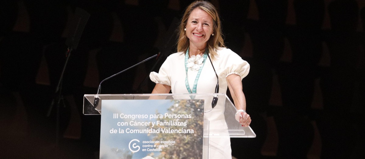 Imagen de Begoña Carrasco III Congreso Personas con Cáncer y Famillias
