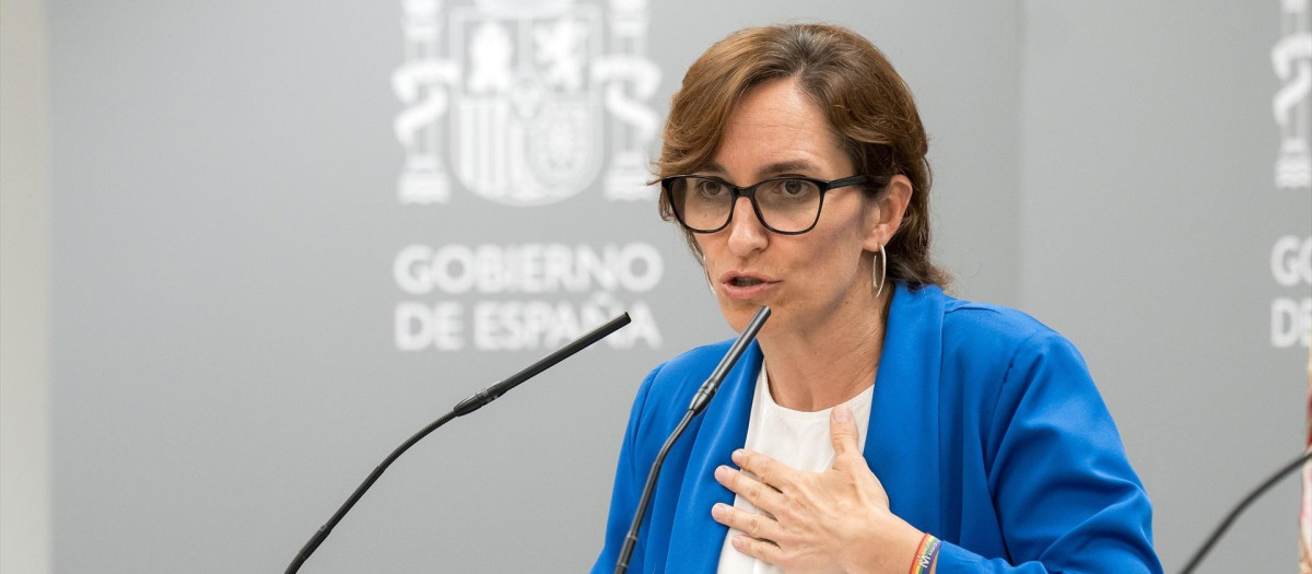 La ministra de Sanidad, Mónica García