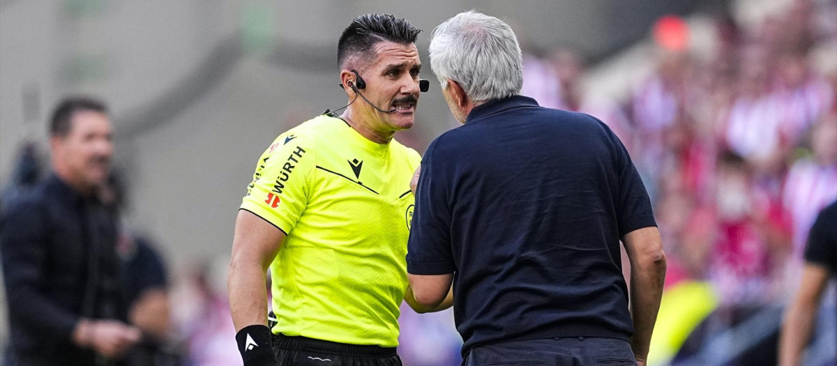 José Mourinho discute con Ortiz Arias